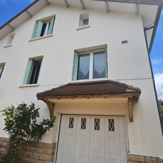  FAMICITY : Maison / Villa | CHALON-SUR-SAONE (71100) | 139 m2 | 229 500 € 