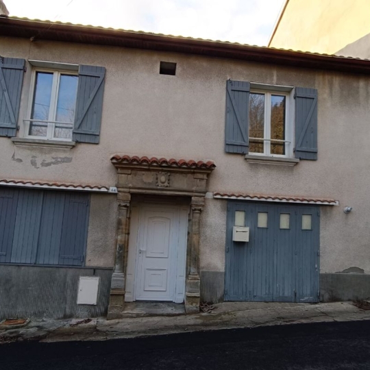  FAMICITY : Maison / Villa | THIERS (63300) | 680 m2 | 145 000 € 