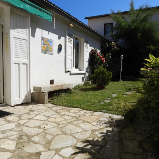 FAMICITY : Maison / Villa | THIERS (63300) | 230.00m2 | 180 000 € 