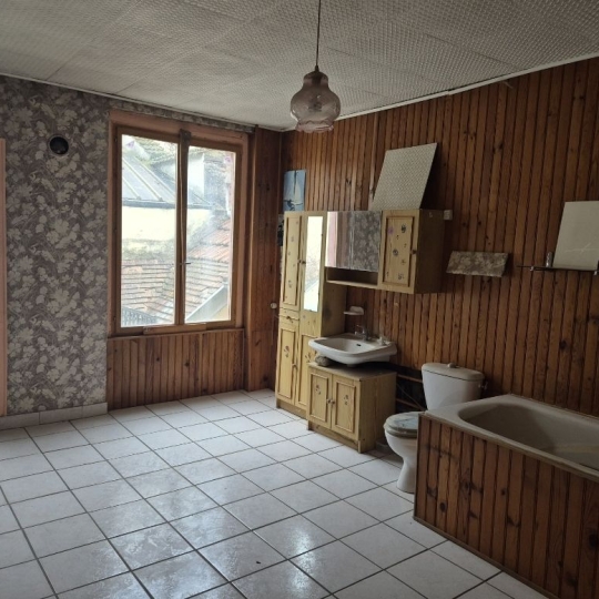  FAMICITY : Immeuble | NOLAY (21340) | 182 m2 | 75 000 € 