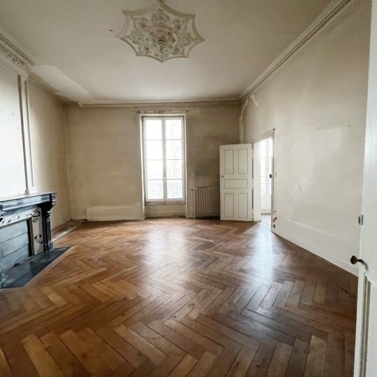  FAMICITY : Maison / Villa | CHALON-SUR-SAONE (71100) | 206 m2 | 347 300 € 