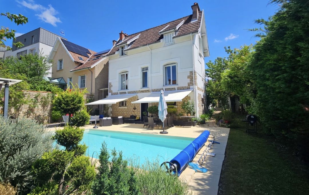 FAMICITY : Maison / Villa | DIJON (21000) | 159 m2 | 755 000 € 