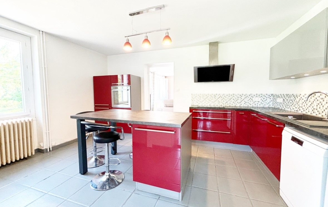 FAMICITY : House | SAINT-GILLES (71510) | 127 m2 | 164 000 € 