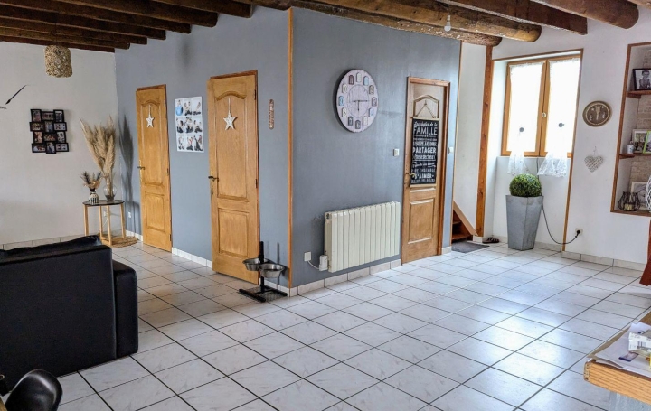 Maison   VARENNES-LE-GRAND  141 m2 168 540 € 