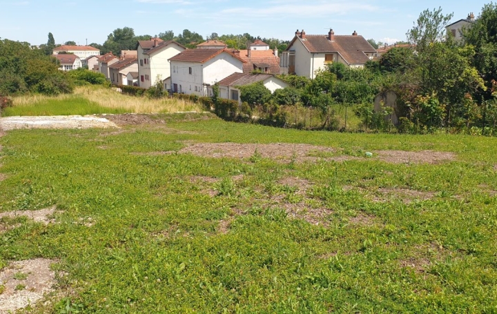 Terrain   CHALON-SUR-SAONE   105 000 € 