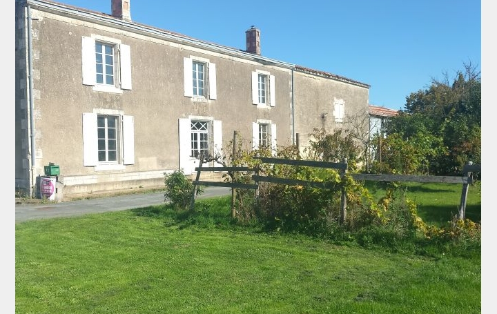  FAMICITY Maison / Villa | SAINT-PIERRE-LE-VIEUX (85420) | 185 m2 | 152 500 € 